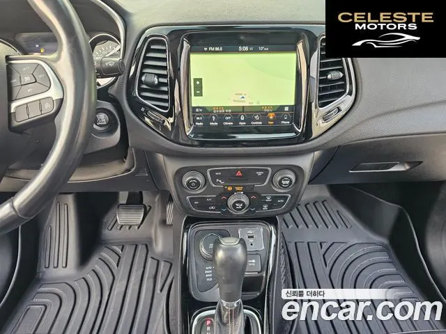 JEEP 22.4 Limited AWD 2019 — photo 15 sur 26