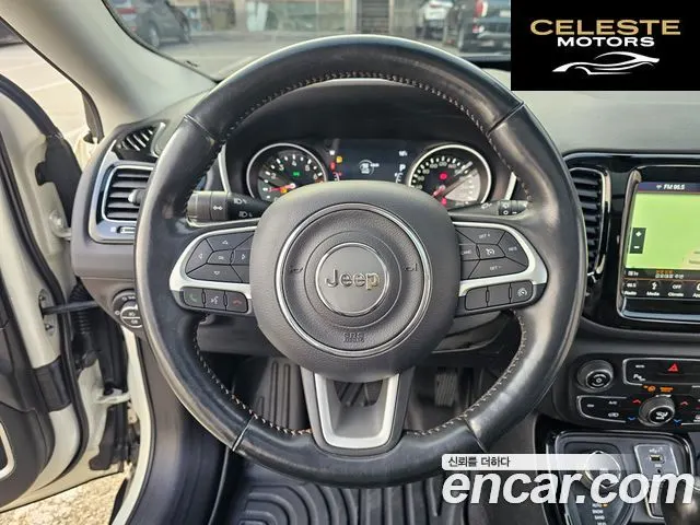 JEEP 22.4 Limited AWD 2019 — photo 16 sur 26