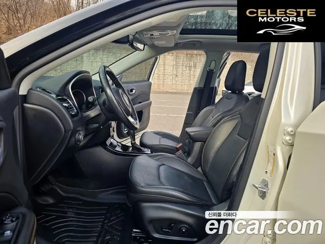 JEEP 22.4 Limited AWD 2019 — photo 9 sur 26