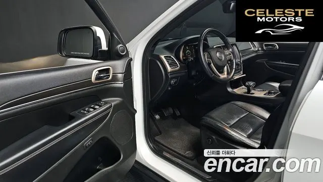 JEEP 3.6 Limited 2015 — photo 11 sur 26