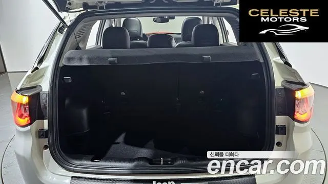 JEEP 22.4 AWD 2019 — photo 20 sur 20