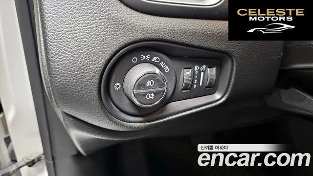 JEEP 2.4 Limited 2019 — photo 17 sur 20