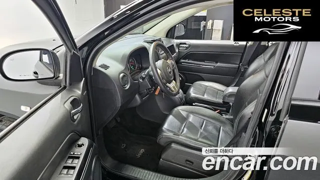JEEP 2.4 Noir Edition 2013 — photo 10 sur 20