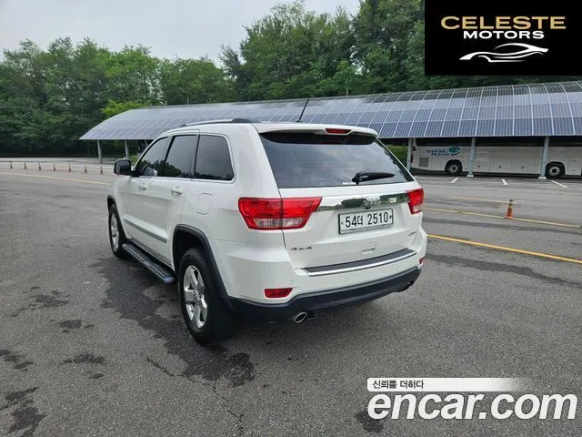 JEEP 3.0 2012 — photo 2 sur 26