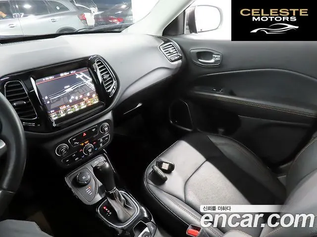 JEEP 22.4 Limited AWD 2019 — photo 10 sur 26