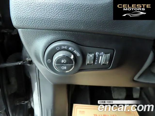 JEEP 22.4 Limited AWD 2019 — photo 14 sur 26