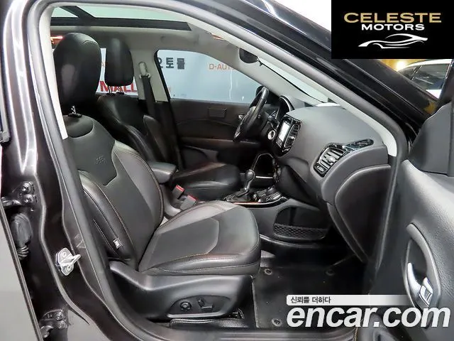 JEEP 22.4 Limited AWD 2019 — photo 7 sur 26