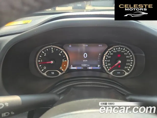 JEEP 1.6 Limited 2020 — photo 8 sur 26