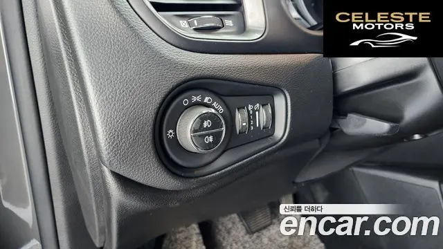 JEEP 2.4 Limited 2019 — photo 14 sur 20