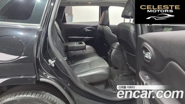 JEEP (KL) 3.2 AWD 2021 — photo 12 sur 26