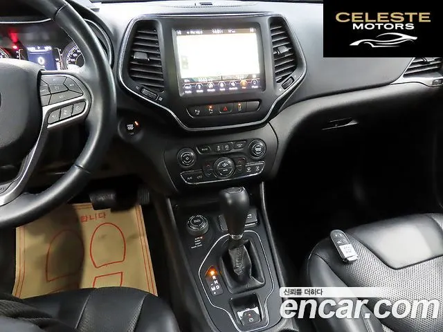 JEEP (KL) 2.4 High AWD 2019 — photo 17 sur 26