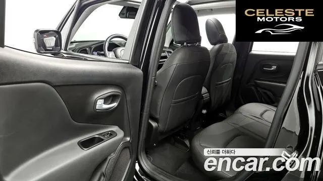 JEEP 1.3 Limited 2023 — photo 11 sur 31