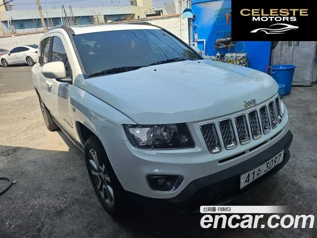 JEEP 2.4 Limited 2014 — photo 14 sur 19