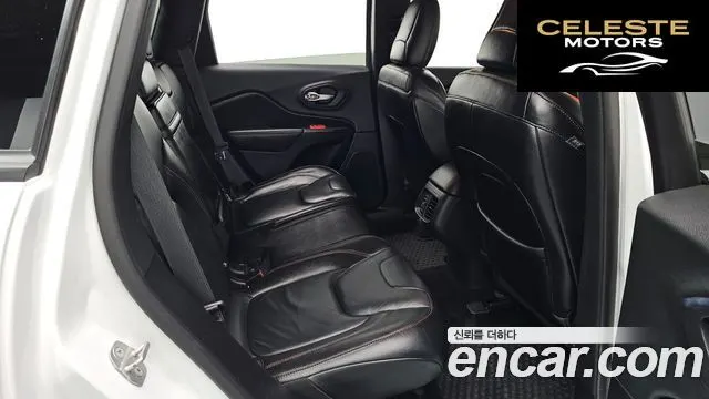 JEEP (KL) 3.2 AWD 2014 — photo 11 sur 20
