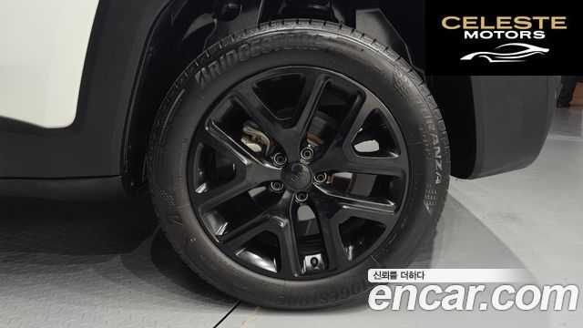 JEEP 1.3 Limited 2022 — photo 7 sur 31