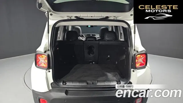 JEEP 1.3 Limited 2022 — photo 26 sur 31