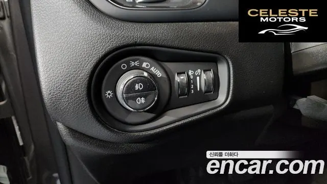 JEEP 1.6 Limited 2020 — photo 17 sur 20