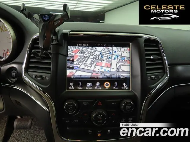 JEEP 3.0 Limited 2015 — photo 11 sur 26
