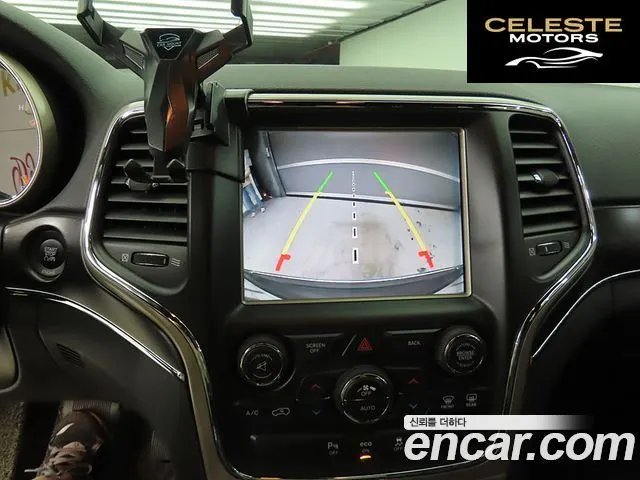 JEEP 3.0 Limited 2015 — photo 12 sur 26