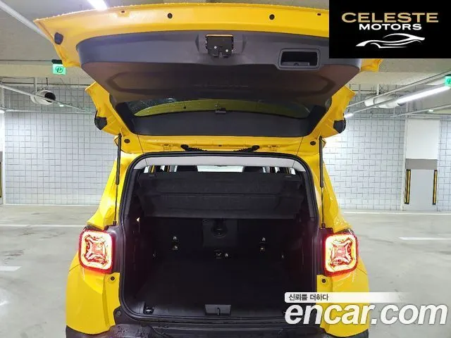 JEEP 1.3 Limited 2023 — photo 8 sur 18