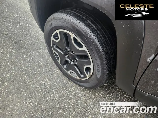 JEEP 2.0 AWD 2018 — photo 10 sur 17