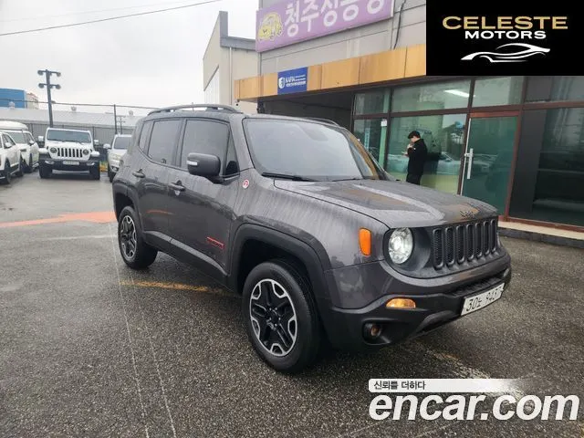 JEEP 2.0 AWD 2018 — photo 4 sur 17