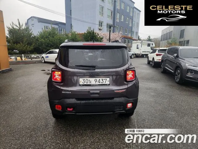 JEEP 2.0 AWD 2018 — photo 7 sur 17