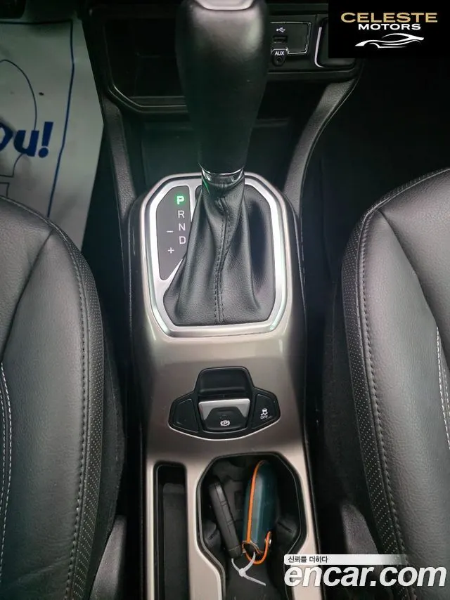 JEEP 2.4 Limited 2021 — photo 9 sur 26