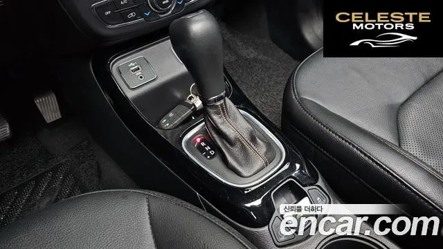 JEEP 22.4 Limited 2WD 2021 — photo 8 sur 20