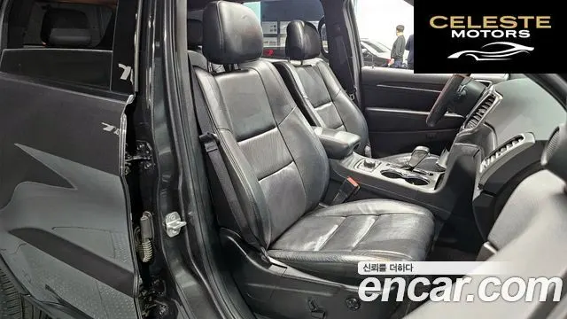 JEEP 3.6 Limited 2018 — photo 11 sur 20