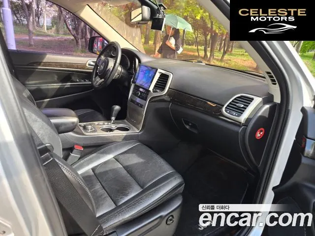 JEEP 3.0 2012 — photo 12 sur 24