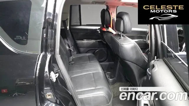 JEEP 2.4 Limited 2017 — photo 12 sur 20