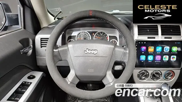 JEEP 2.4 2008 — photo 14 sur 26