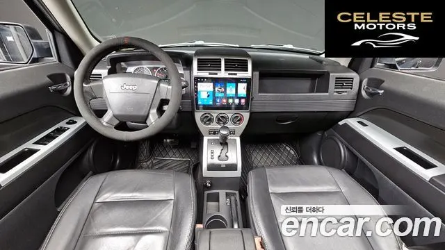 JEEP 2.4 2008 — photo 7 sur 26