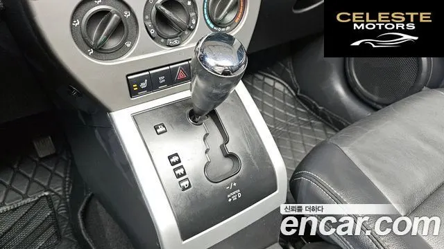 JEEP 2.4 2008 — photo 9 sur 26