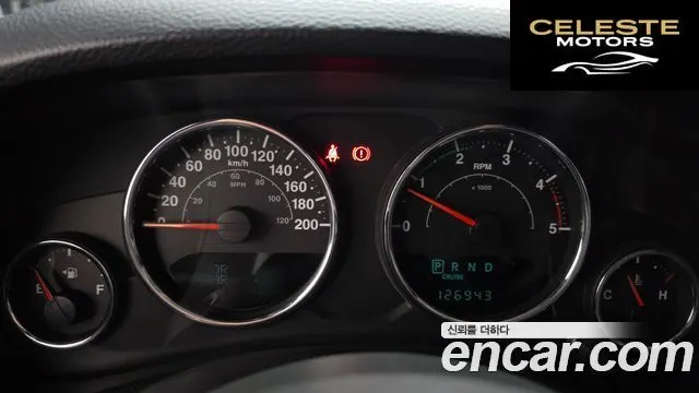 JEEP (JK) 2.8 4portes 2013 — photo 8 sur 20