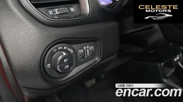 JEEP 1.6 Limited 2020 — photo 28 sur 37