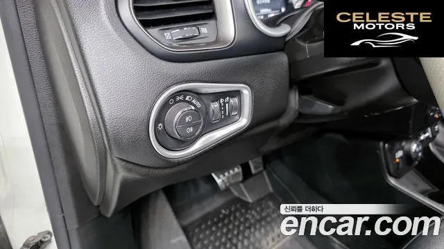 JEEP 2.0 Limited High AWD 2019 — photo 17 sur 26