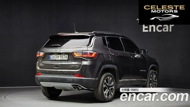 JEEP 22.4 Limited AWD 2022 — photo 2 sur 40