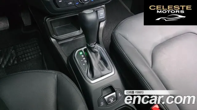 JEEP 1.3 Limited 2023 — photo 11 sur 36
