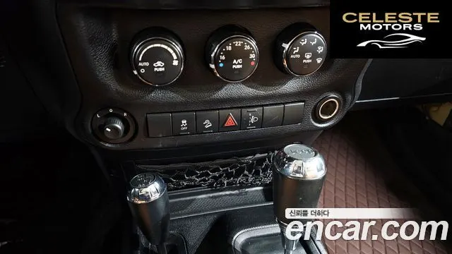 JEEP (JK) 3.6 Sport 2portes 2014 — photo 17 sur 20