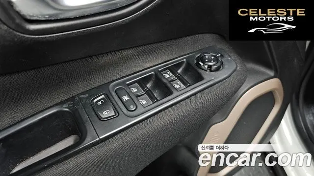 JEEP 2.0 AWD 2016 — photo 22 sur 30