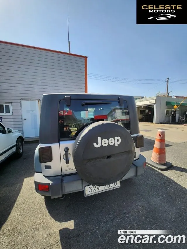 JEEP (JK) 2.8 2portes 2010 — photo 3 sur 16