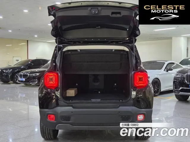 JEEP 1.3 Limited 2023 — photo 19 sur 26