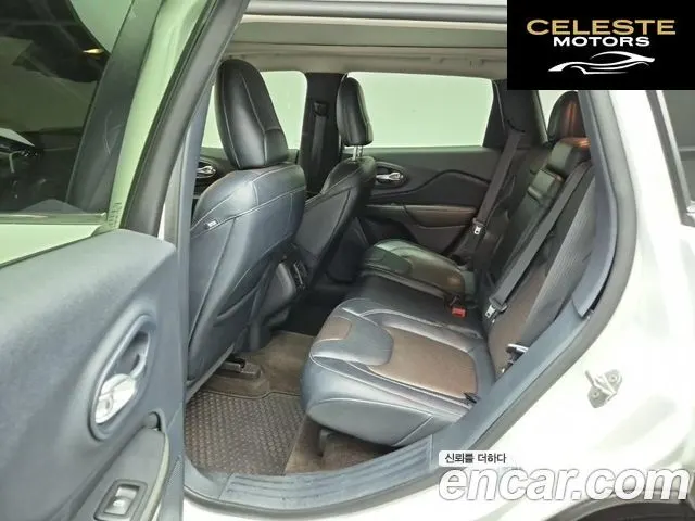 JEEP (KL) 2.2 Limited 4WD 2016 — photo 12 sur 26