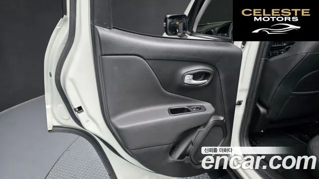 JEEP 1.3 Limited 2023 — photo 14 sur 36
