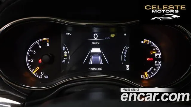 JEEP 3.0 2015 — photo 8 sur 20