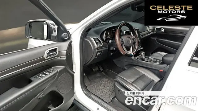 JEEP 3.6 Limited 2018 — photo 12 sur 20