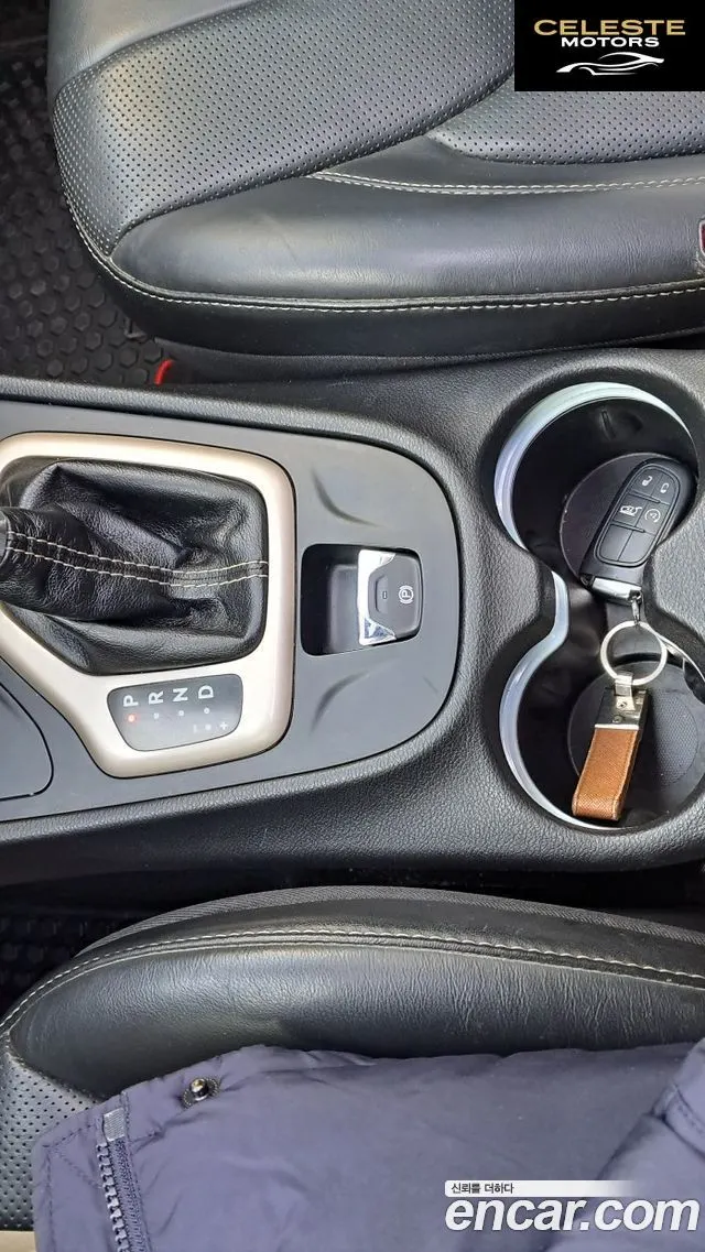 JEEP (KL) 2.0 Limited 4WD 2015 — photo 11 sur 20