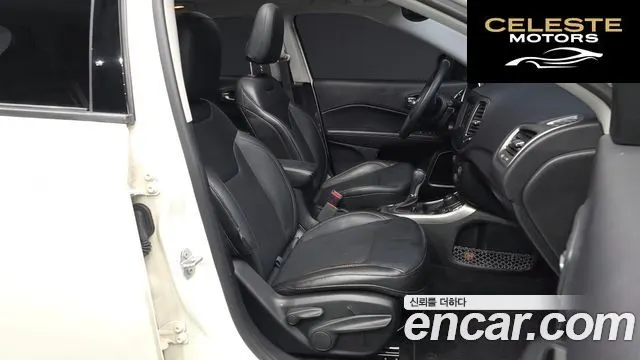 JEEP 22.4 AWD 2018 — photo 17 sur 38